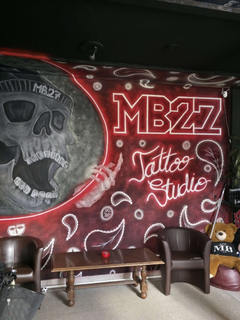 MB27 Tattoo Studio, sprej